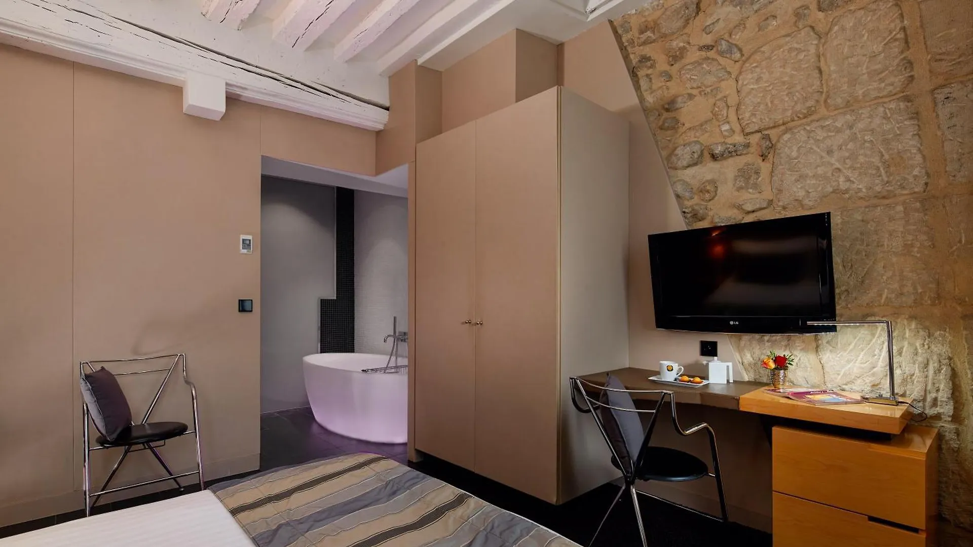 Hotell De Notre-dame