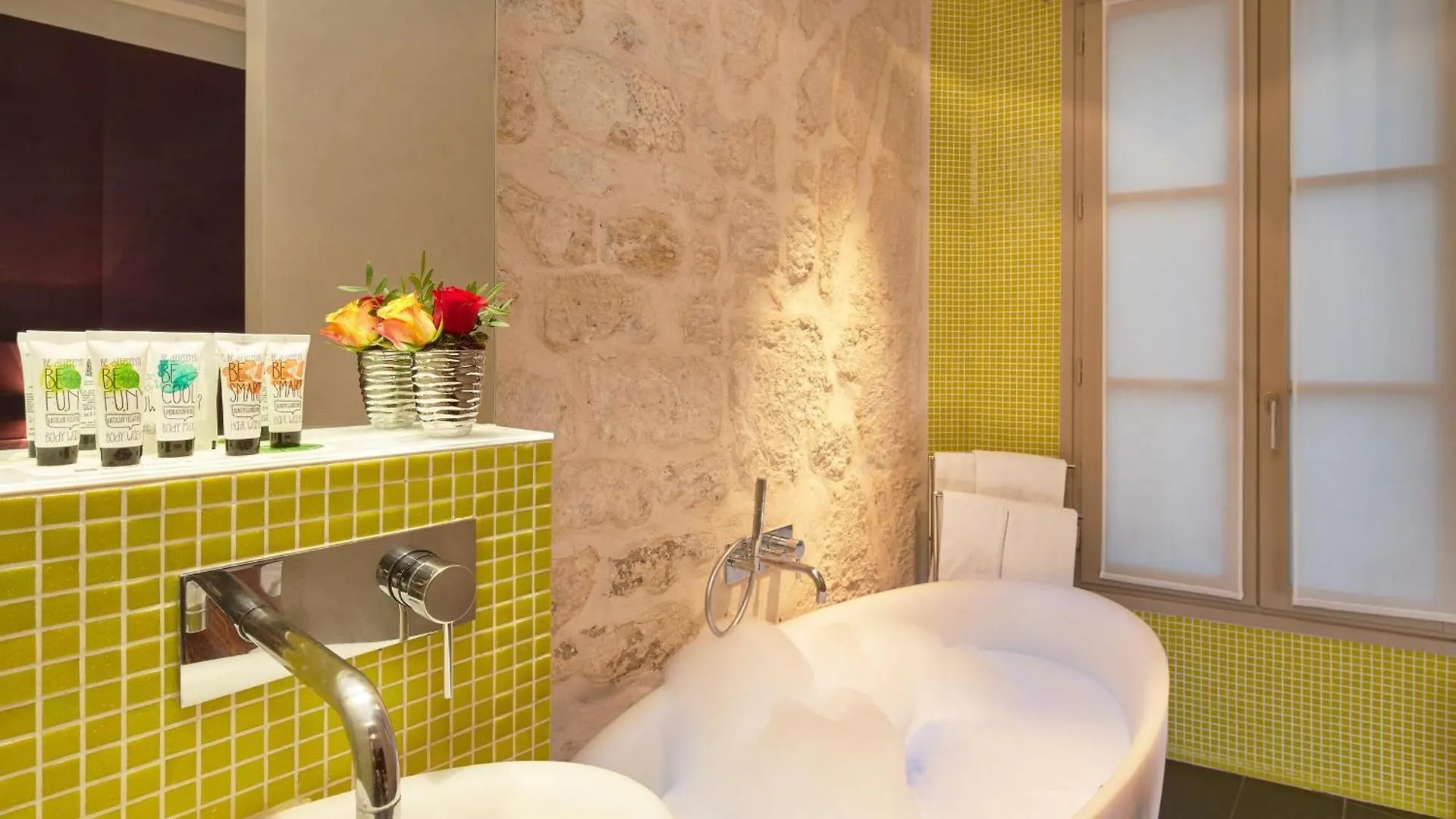 Hotel De Notre-dame 3*