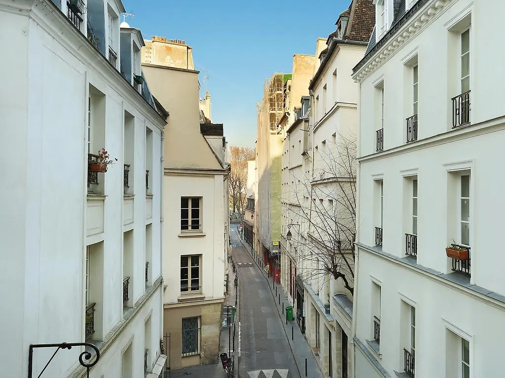 Hotel De Notre-dame 3*