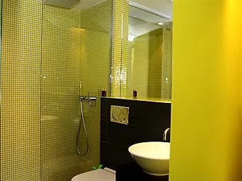 Hotel De Notre-dame 3*